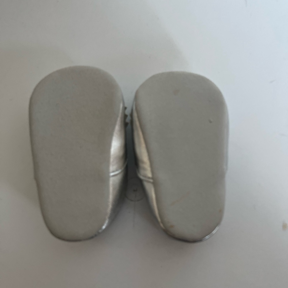 Bundle- toddlers size 3 and 1 dress shoes - Picture 10 of 10